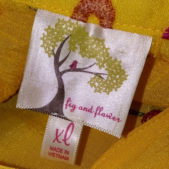 Yellow XL Boho Style Top - Picture 7 of 9